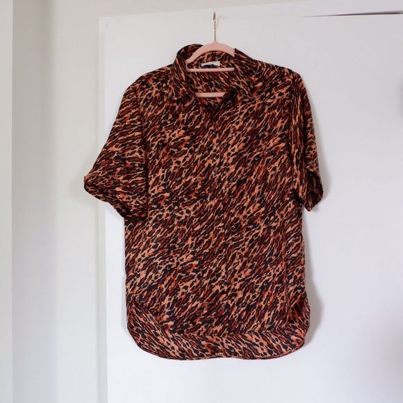 SANDRO EVIE ANIMAL PRINT SILK SHIRT - Picture 5 of 13